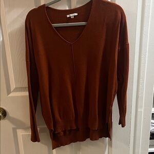 Vila Milano Women's V-Neck Sweater in Rust